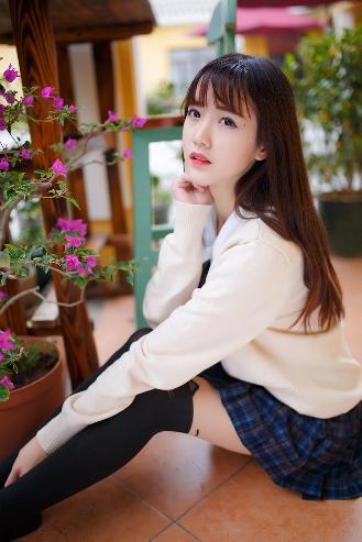 隔壁的女孩在线观看免费版电视剧全集2017